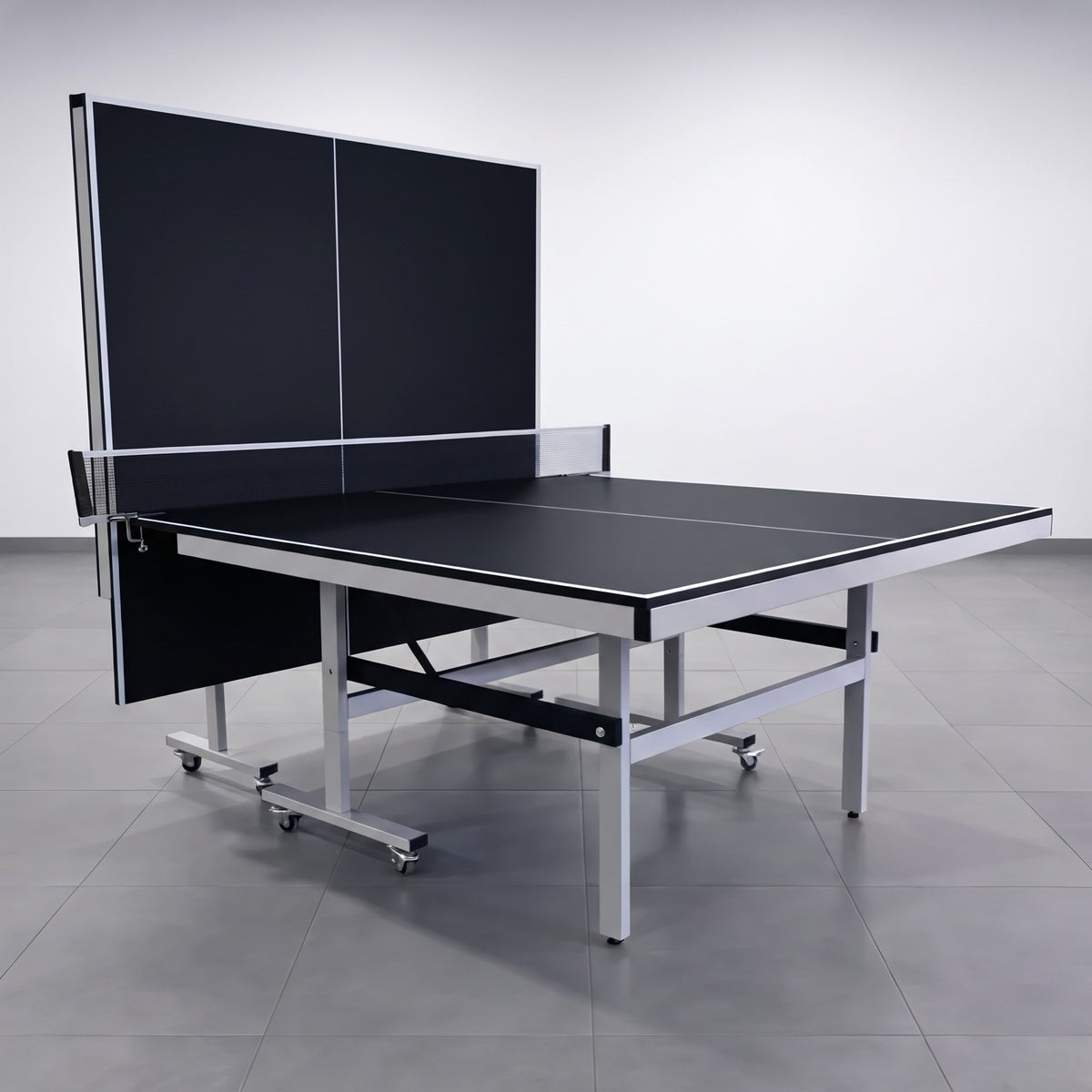 Color: Negra — Mesa de ping pong LORBAN negra en modo juego individual